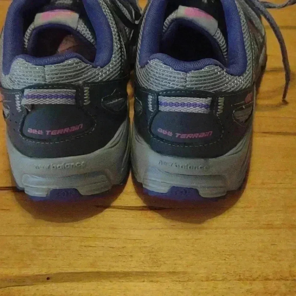 New Balance 412 v2 all terrain gray purple running shoes women's 9.5 - Picture 4 of 8